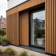 Houten open gevelbekleding