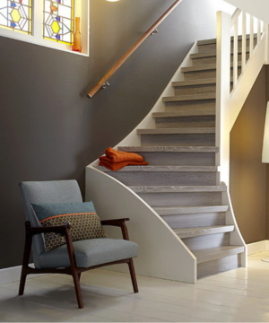 trap met overzettreden - traprenovatie